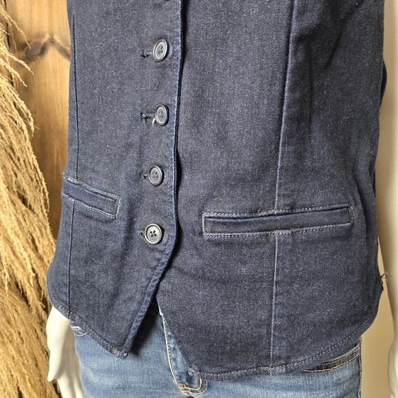 NWT Torrid Studio Denim Buttoned Tailored Stretchy Vest - Picture 7 of 15